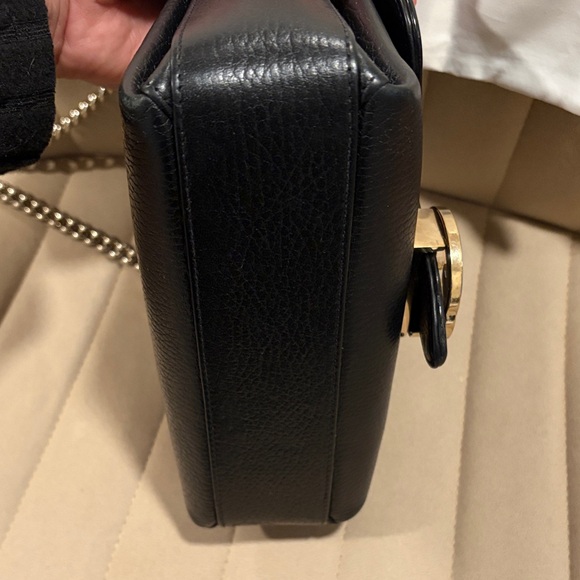 Gucci Crossbody Black Dollar Leather Interlocking GG Chain Bag - Picture 9 of 17